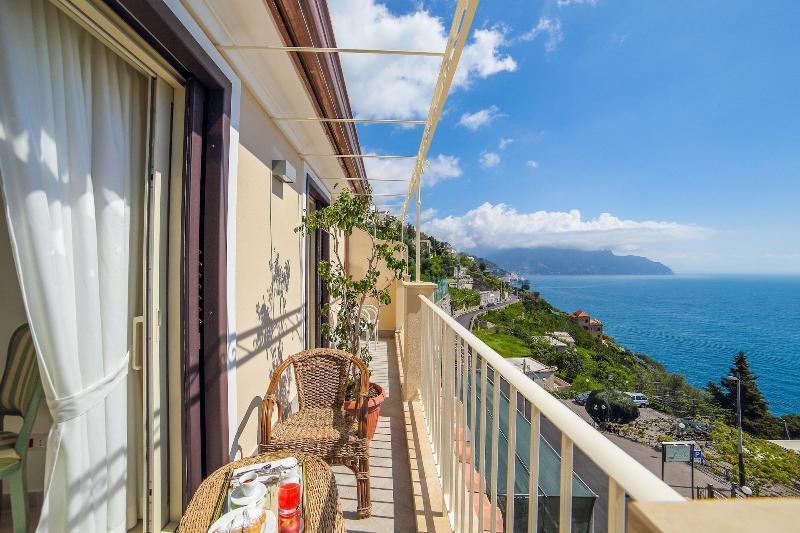 Residenza Al Pesce D'Oro Acomodação com café da manhã Amalfi Exterior foto