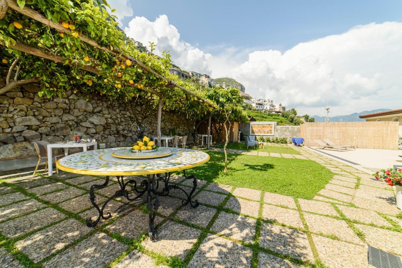 Residenza Al Pesce D'Oro Acomodação com café da manhã Amalfi Exterior foto